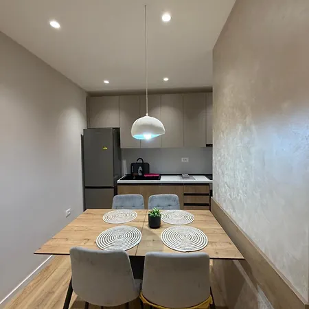 Appartement Luxury 9 Near Square 21 *