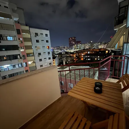 Appartement Luxury 9 Near Square 21